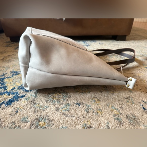 NEW 🦄 Portland Leather Beluga Large Zip Tote 🦄 - Picture 12 of 16